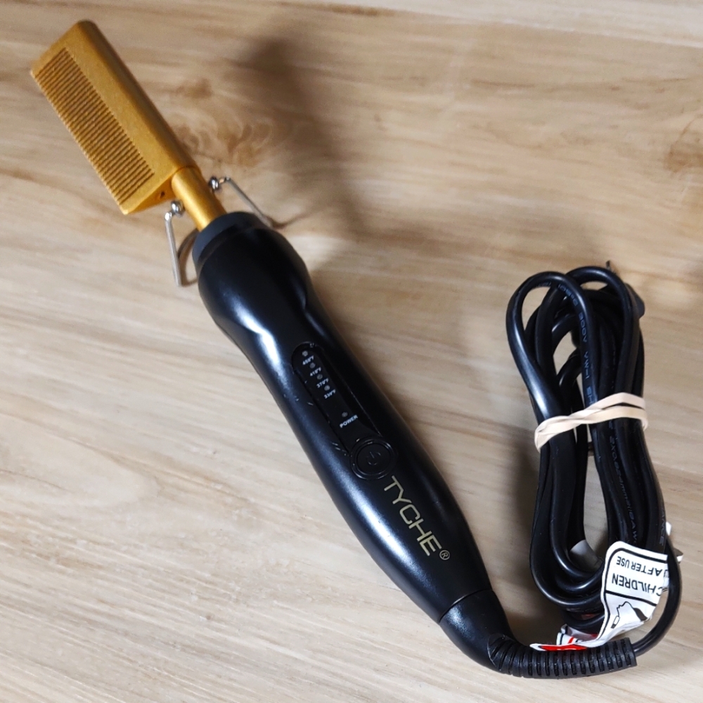 Tyche Black and Gold Hair Styling Comb